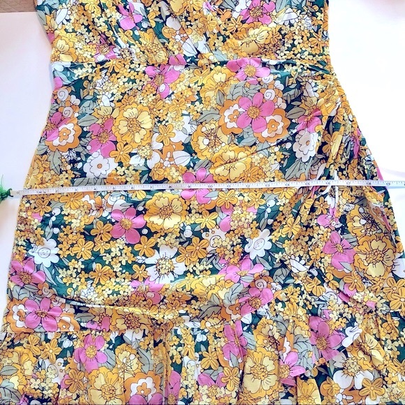 💠 Rahi Floral Mini Dress - Picture 7 of 11